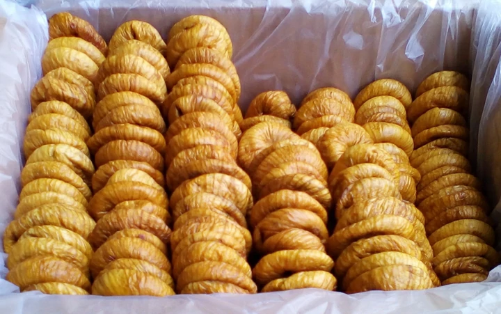 Kalamata Dried Figs, loose figs in a row in carton, Net Weight 5 Kg